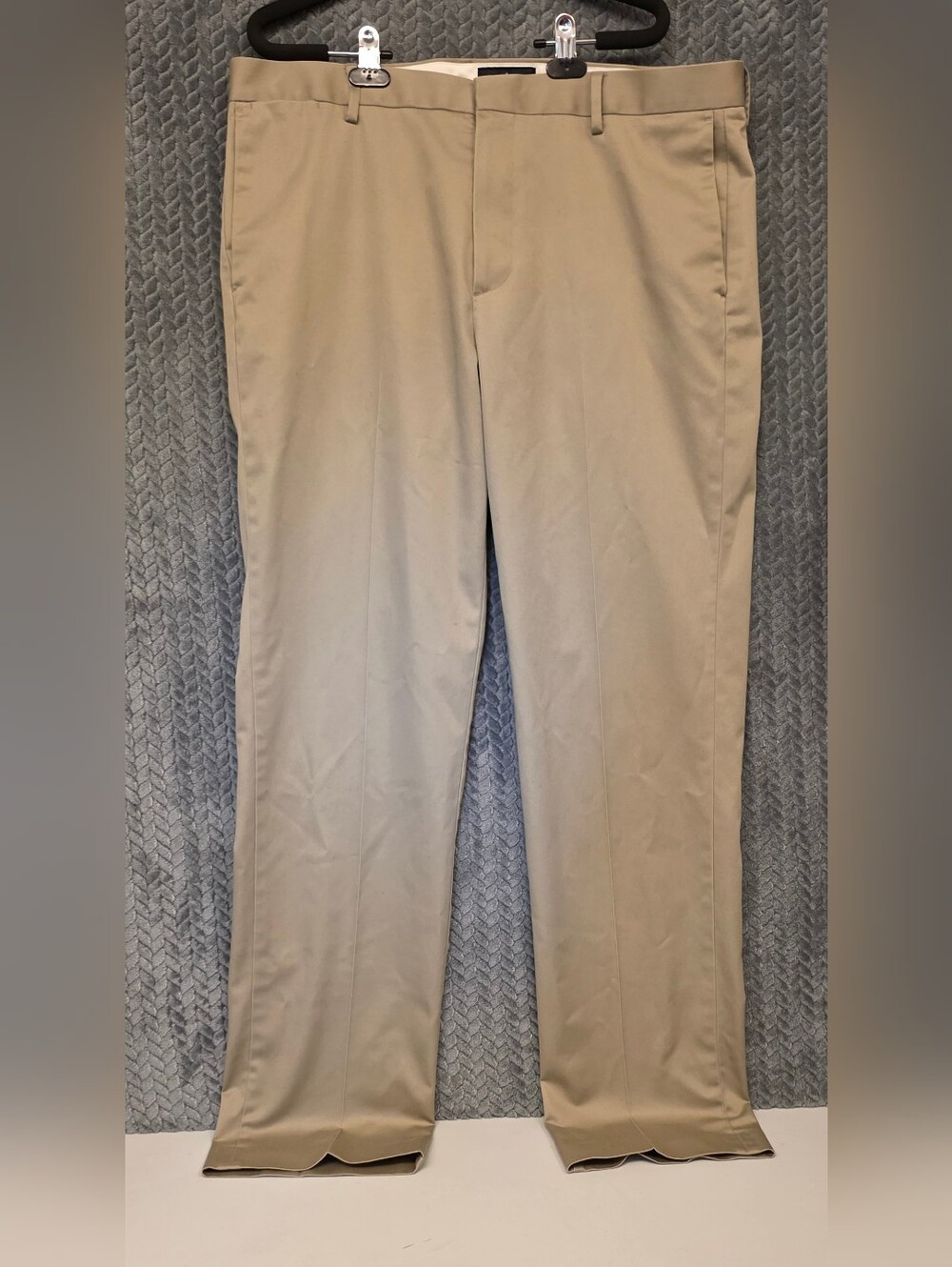 Dockers Men's Dress Pants in Khaki Tan- Size 38x34